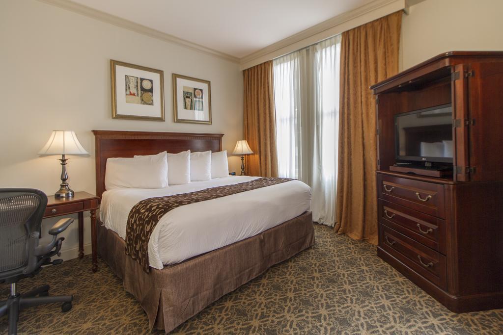 The Whitney Hotel New Orleans Room photo